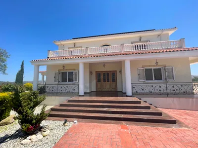 Letymvou Terrace