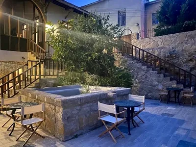 Flor Guest House