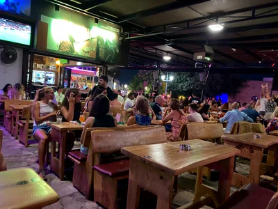 The Square Bar