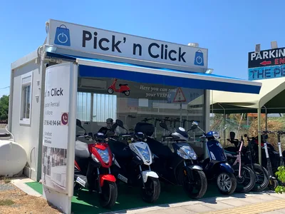 Pick n Click Vespa Rental Mackenzie Beach